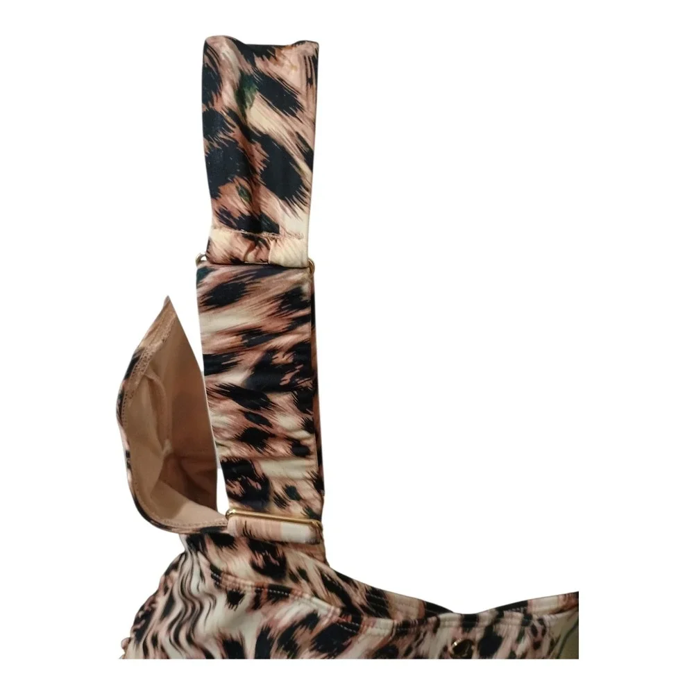 Artesands Women's Plus 16 Leopard Swim Suit Multi Fit Cup Adjustable Straps NWOT